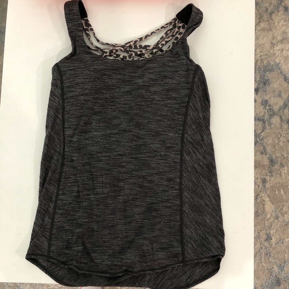 Lululemon free to be wild tank. Size 4.